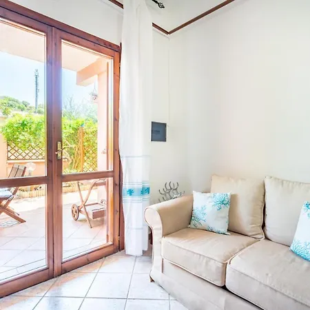 Bibi - Con Giardino * Villasimius