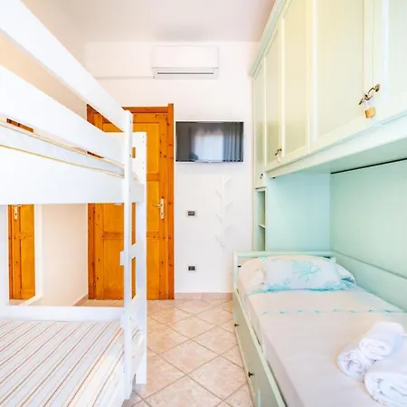 Villa Bibi - Con Giardino