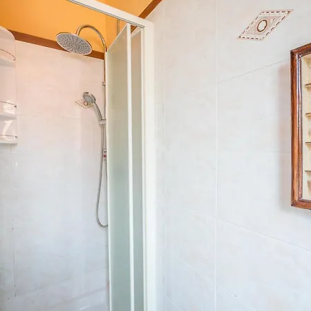 Bibi - Con Giardino Villa *