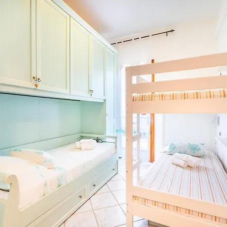 Bibi - Con Giardino Villa